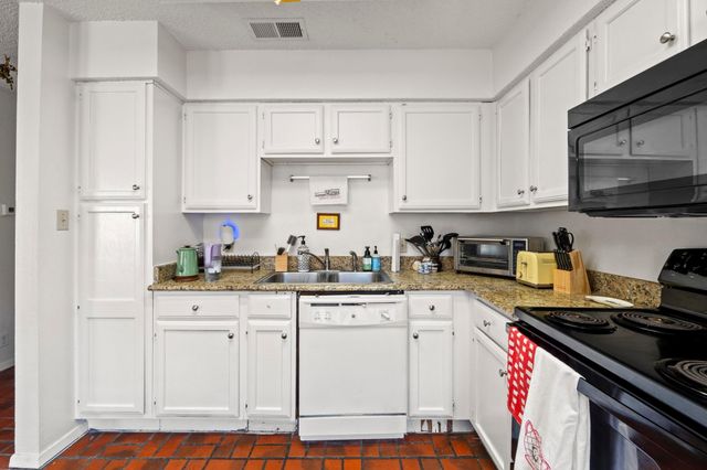 2110 Rio Grande ST 303, Austin, TX 78705