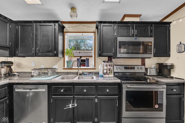 120 Hendricks Street, Fillmore, IN 46128