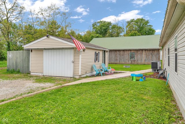 120 Hendricks Street, Fillmore, IN 46128