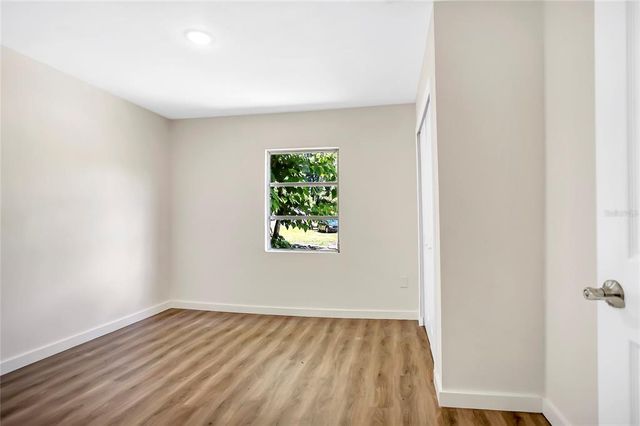 1500 N CLEARVIEW AVENUE, Deland, FL 32724