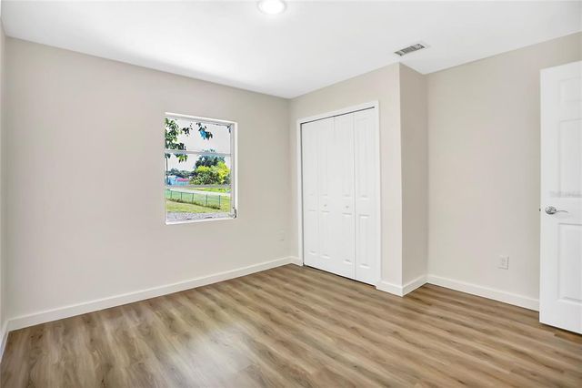 1500 N CLEARVIEW AVENUE, Deland, FL 32724