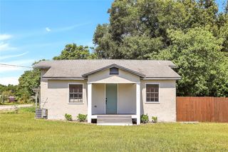 1500 N CLEARVIEW AVENUE, Deland, FL 32724
