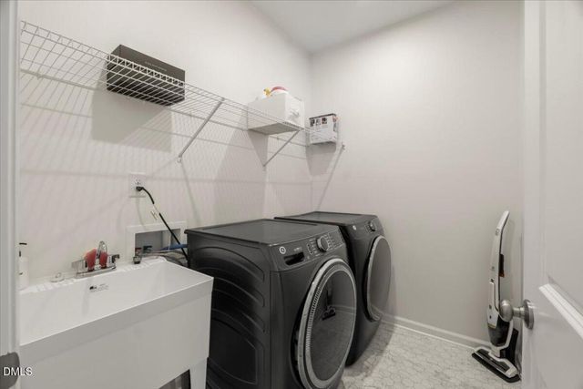 540 Marthas View Way, Wake Forest, NC 27587