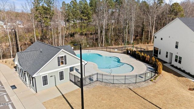 540 Marthas View Way, Wake Forest, NC 27587