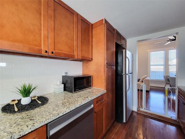 2604 Cochran Street, Houston, TX 77009