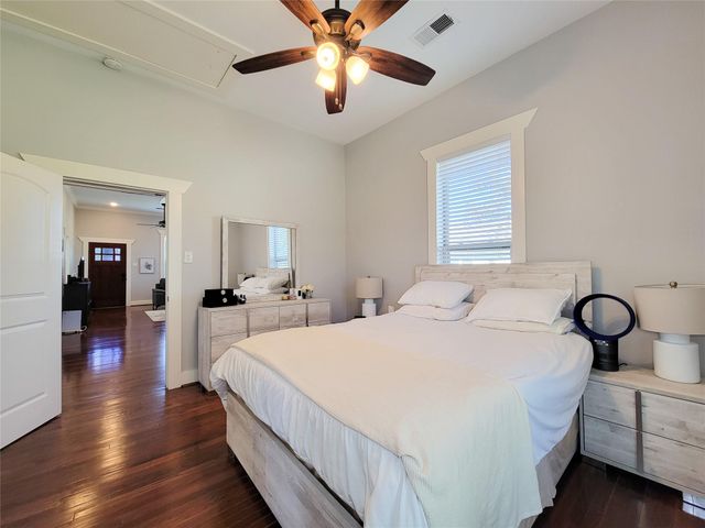 2604 Cochran Street, Houston, TX 77009