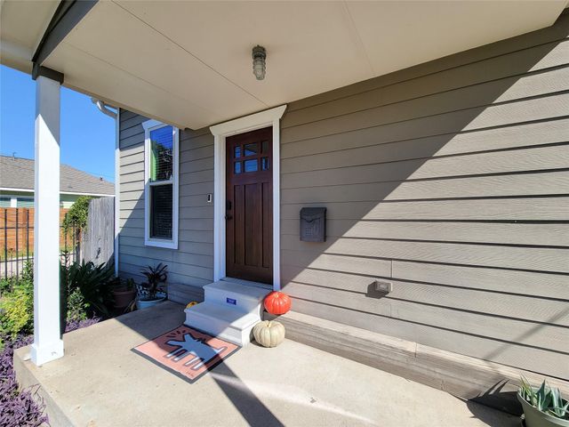 2604 Cochran Street, Houston, TX 77009