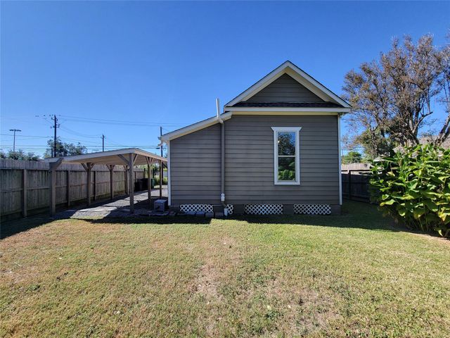 2604 Cochran Street, Houston, TX 77009