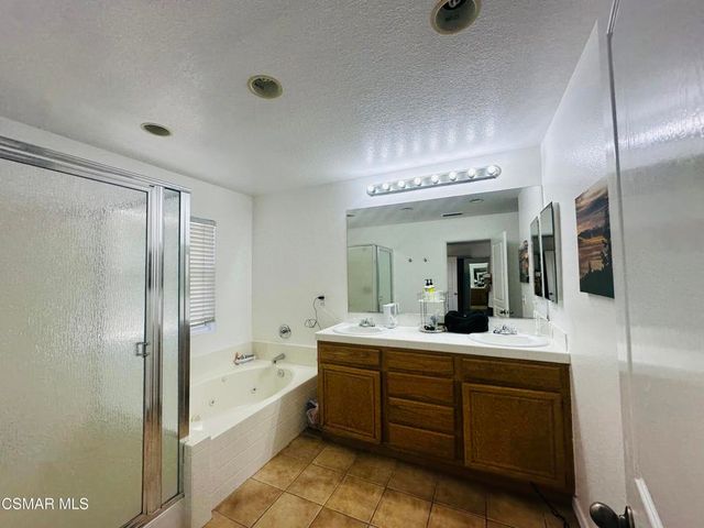 224 Rustling Heights Court, Simi Valley, CA 93065