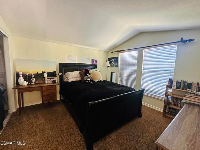 224 Rustling Heights Court, Simi Valley, CA 93065