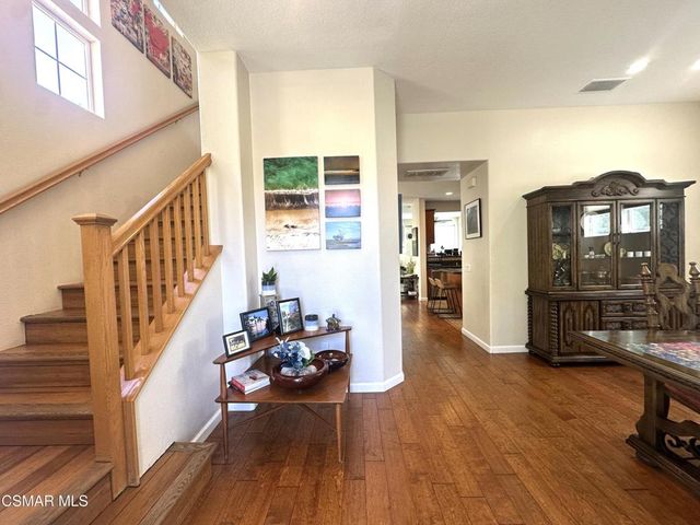 224 Rustling Heights Court, Simi Valley, CA 93065