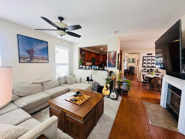 224 Rustling Heights Court, Simi Valley, CA 93065