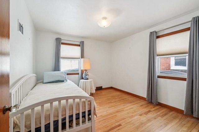 4271 S 5th STREET, Milwaukee, WI 53207