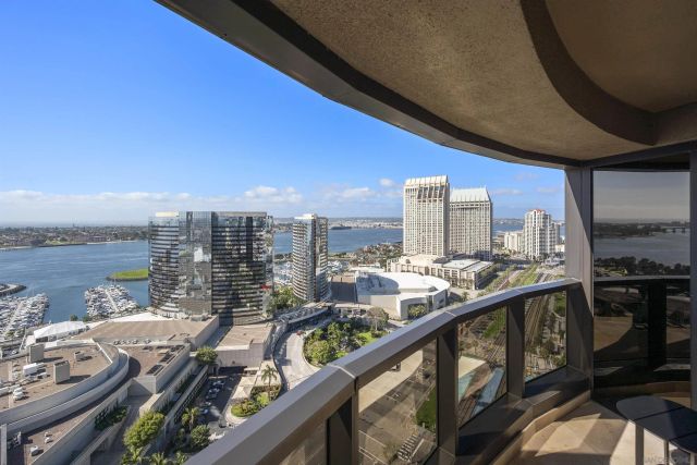 100 Harbor Drive 2805, San Diego, CA 92101