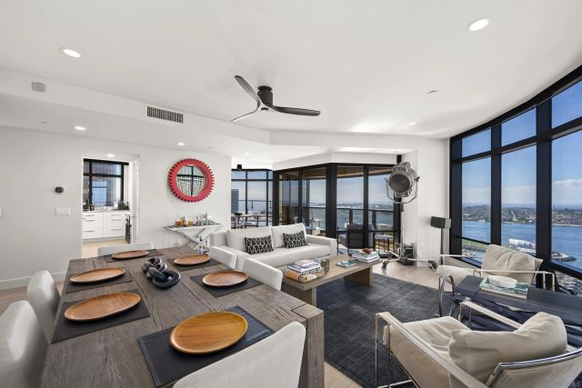 100 Harbor Drive 2805, San Diego, CA 92101