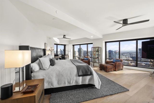 100 Harbor Drive 2805, San Diego, CA 92101