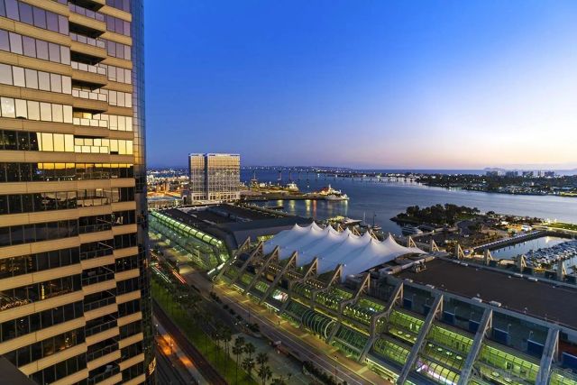 100 Harbor Drive 2805, San Diego, CA 92101