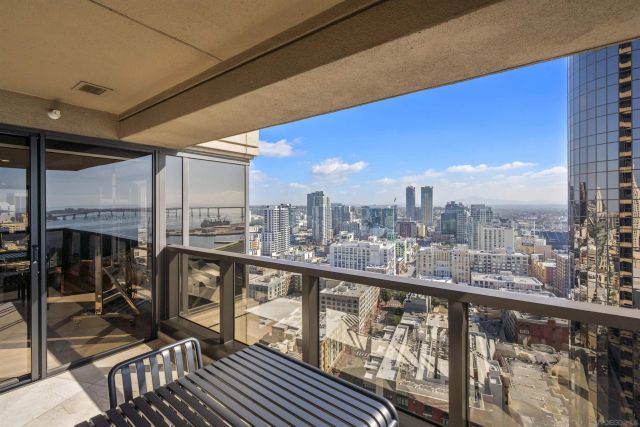 100 Harbor Drive 2805, San Diego, CA 92101