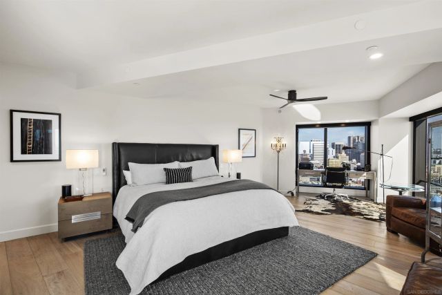 100 Harbor Drive 2805, San Diego, CA 92101