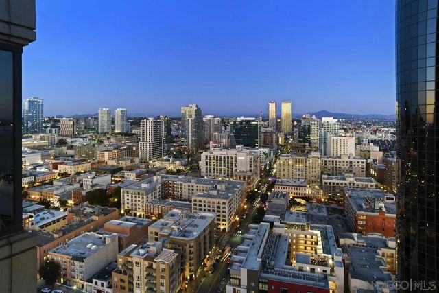 100 Harbor Drive 2805, San Diego, CA 92101