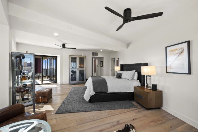 100 Harbor Drive 2805, San Diego, CA 92101