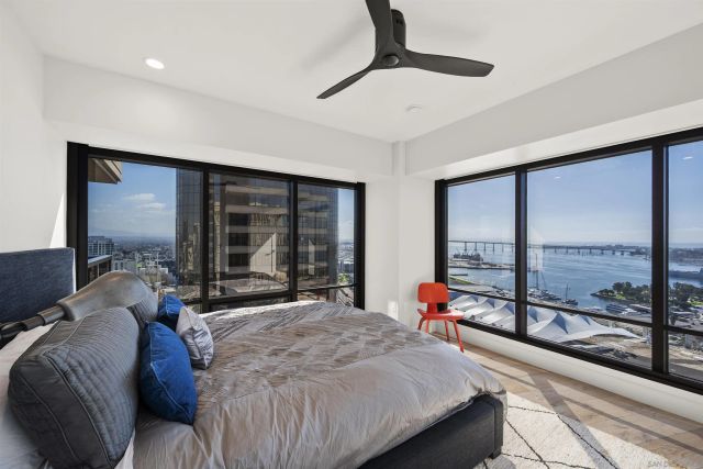 100 Harbor Drive 2805, San Diego, CA 92101