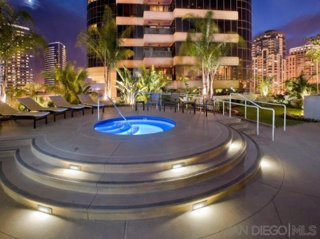 100 Harbor Drive 2805, San Diego, CA 92101