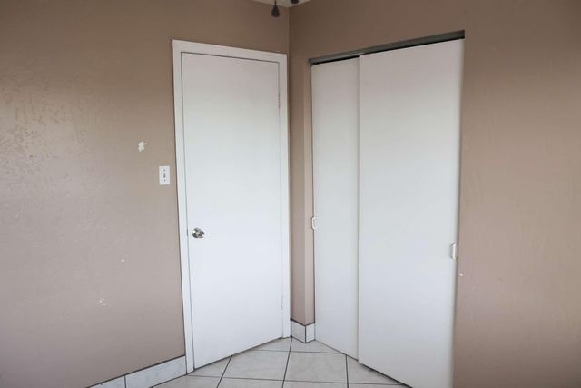 2014 W Houston Avenue, Visalia, CA 93291