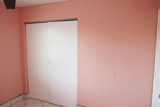 2014 W Houston Avenue, Visalia, CA 93291