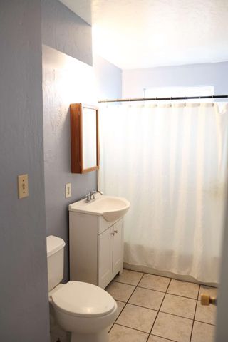 2014 W Houston Avenue, Visalia, CA 93291