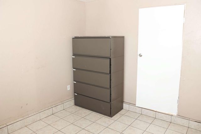 2014 W Houston Avenue, Visalia, CA 93291