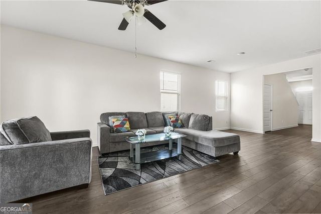 32 Graham Campbell Lane, Statham, GA 30666