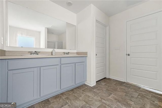 32 Graham Campbell Lane, Statham, GA 30666