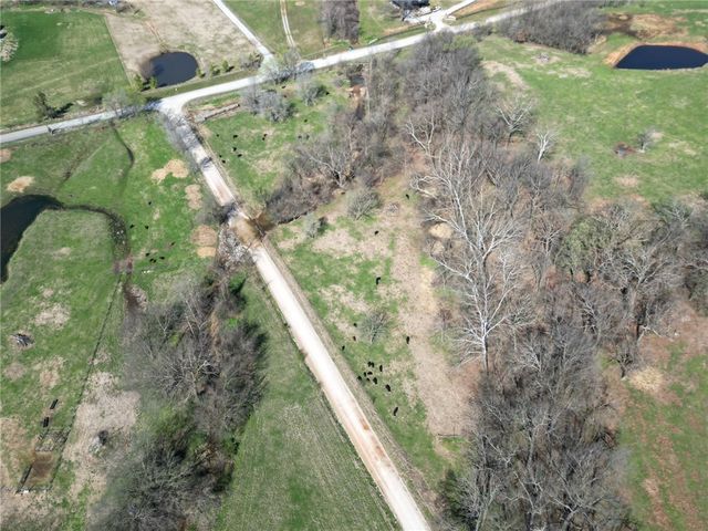 NE Duke Hill Avenue, Gentry, AR 72734