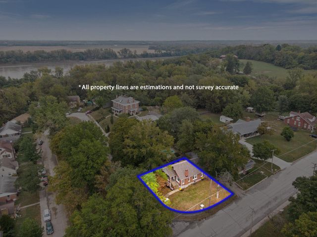 2 RIVERSIDE DR, Boonville, MO 65233