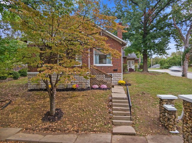 2 RIVERSIDE DR, Boonville, MO 65233