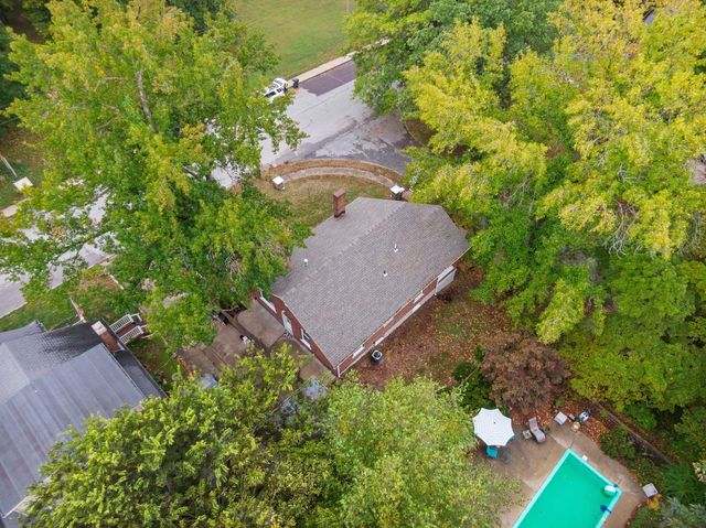 2 RIVERSIDE DR, Boonville, MO 65233