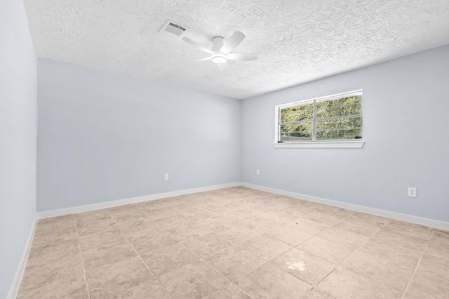 2506 River Ridge, Conroe, TX 77385