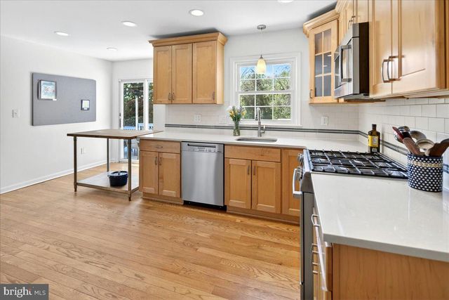 58 PRINCETON AVE, Rocky Hill, NJ 08553