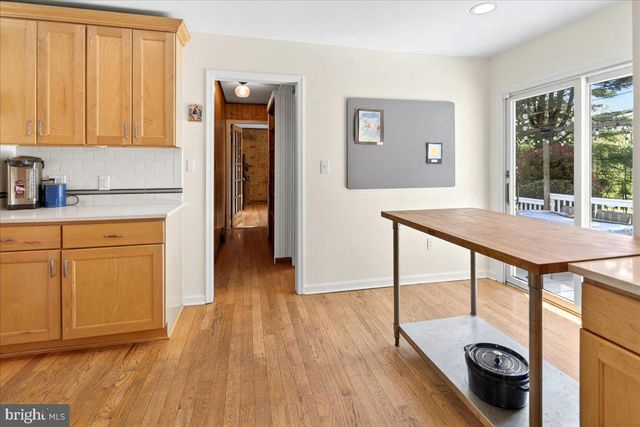 58 PRINCETON AVE, Rocky Hill, NJ 08553