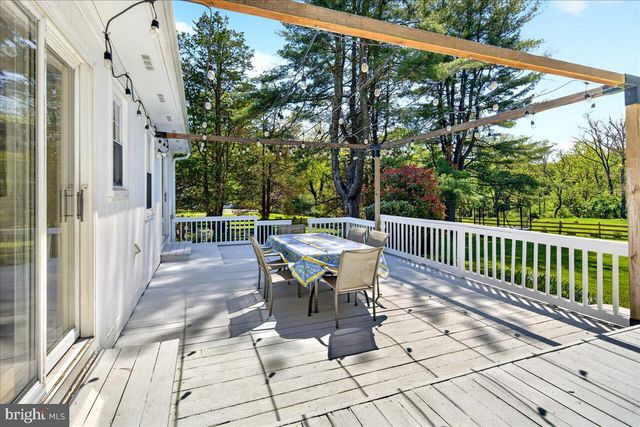 58 PRINCETON AVE, Rocky Hill, NJ 08553