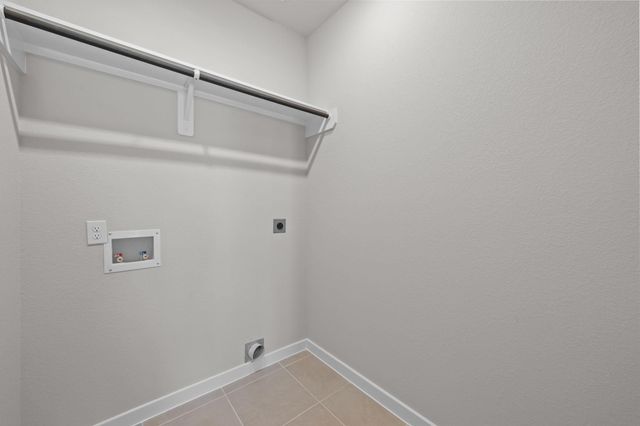 238 Magnolia Laurel Drive, Alvin, TX 77511