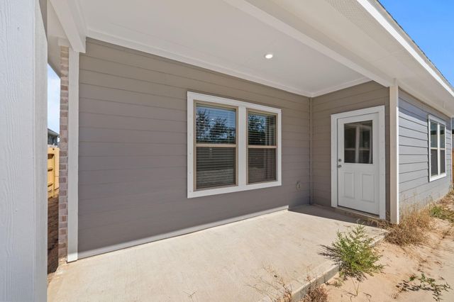 238 Magnolia Laurel Drive, Alvin, TX 77511