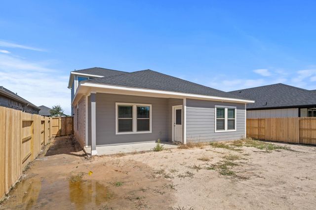 238 Magnolia Laurel Drive, Alvin, TX 77511