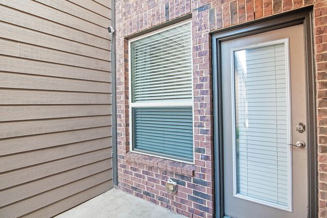 8624 Iron Horse Drive, Irving, TX 75063