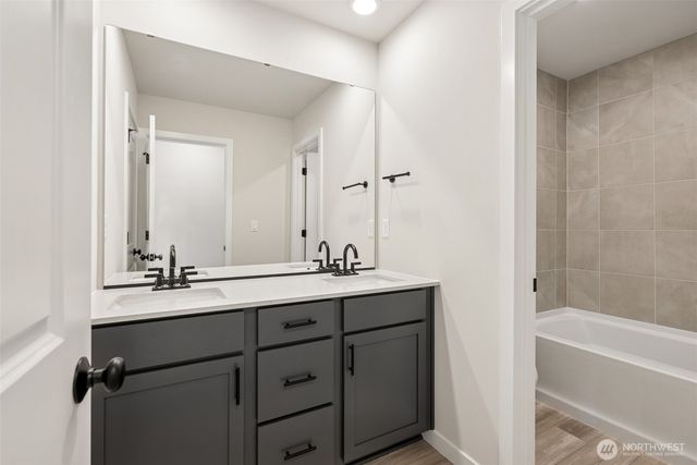 2049 NE Norseman Way, Poulsbo, WA 98370