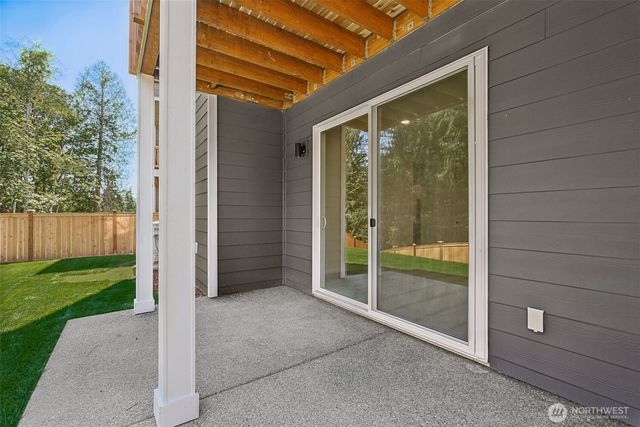 2049 NE Norseman Way, Poulsbo, WA 98370