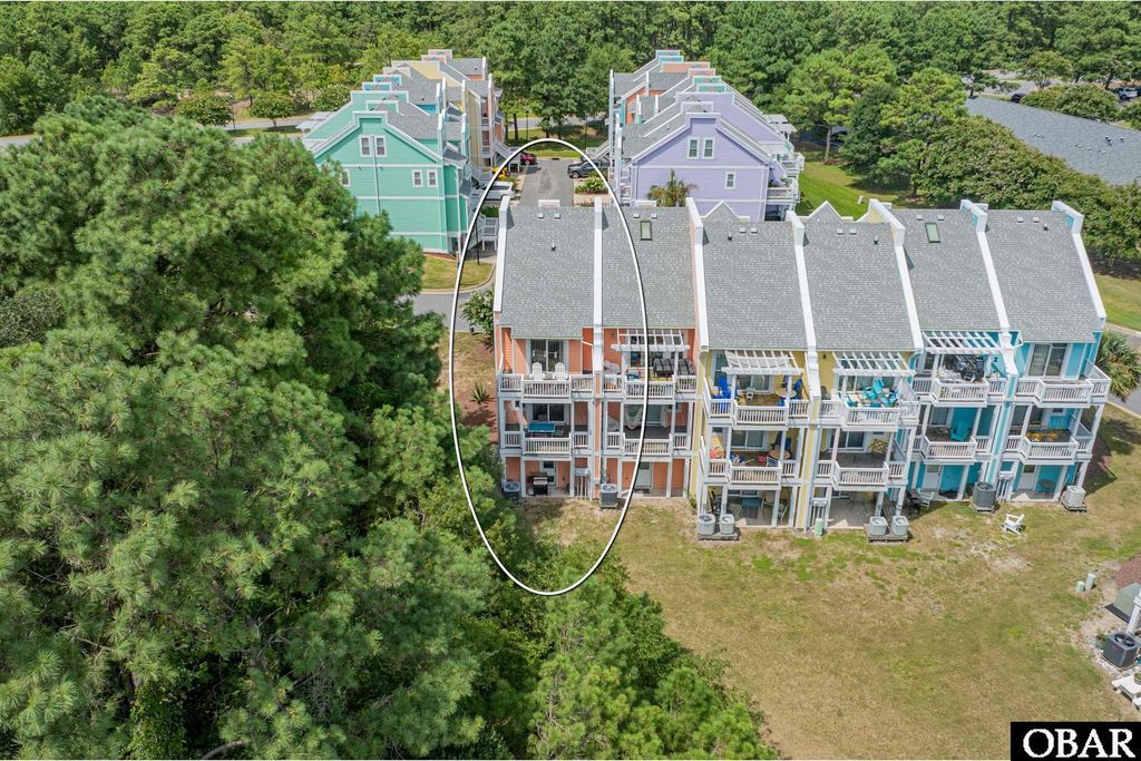 Image 2 of property listing at 1103 Cambridge Rd Unit 303-F, Kill Devil Hills, NC 27948