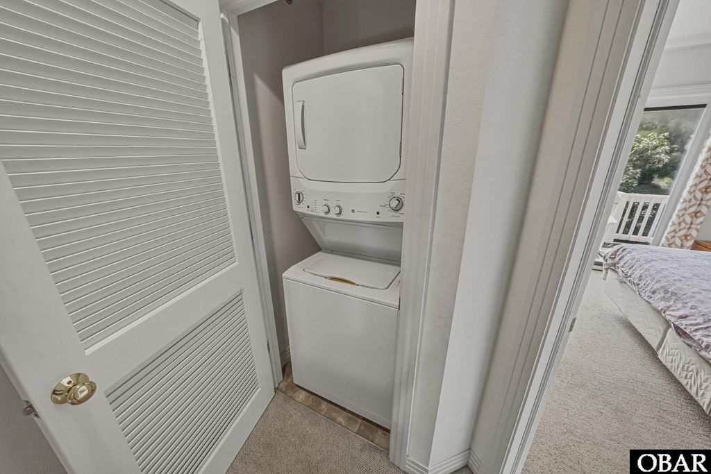 Image 19 of property listing at 1103 Cambridge Rd Unit 303-F, Kill Devil Hills, NC 27948
