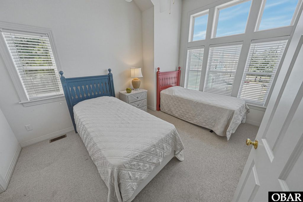Image 20 of property listing at 1103 Cambridge Rd Unit 303-F, Kill Devil Hills, NC 27948